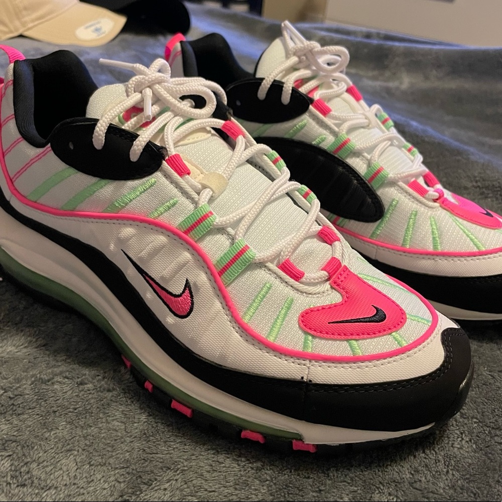 SOLD - Nike Air Max 98